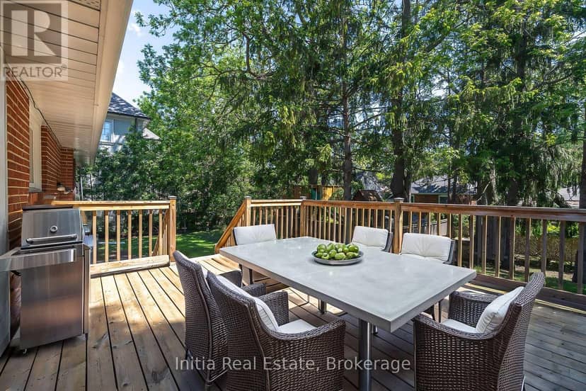 53 Burrows Avenue — photo 31 of 36