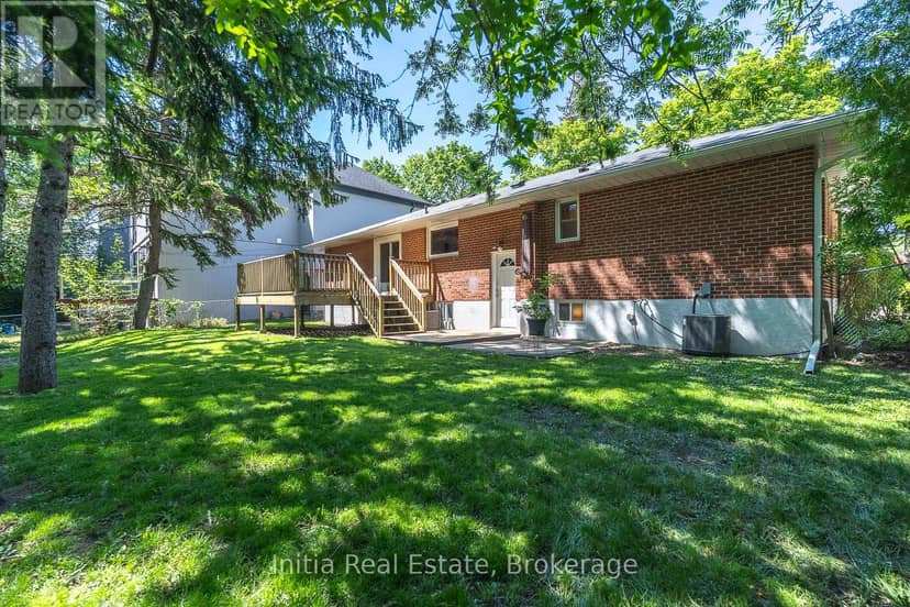 53 Burrows Avenue — photo 33 of 36