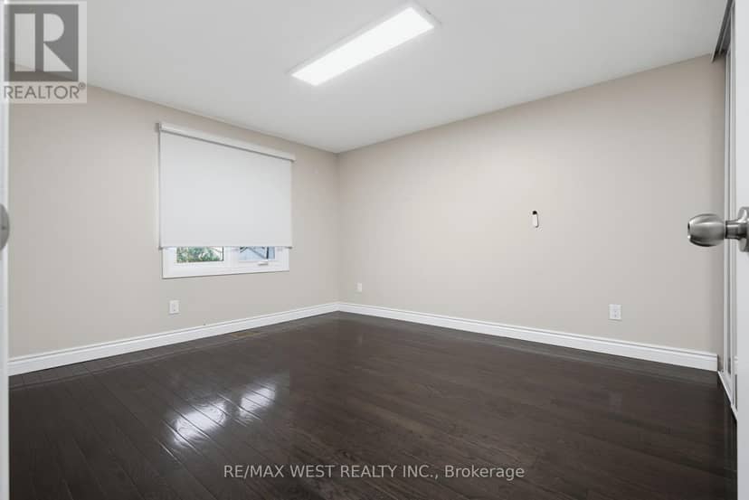 24 Primrose Crescent — photo 17 of 29