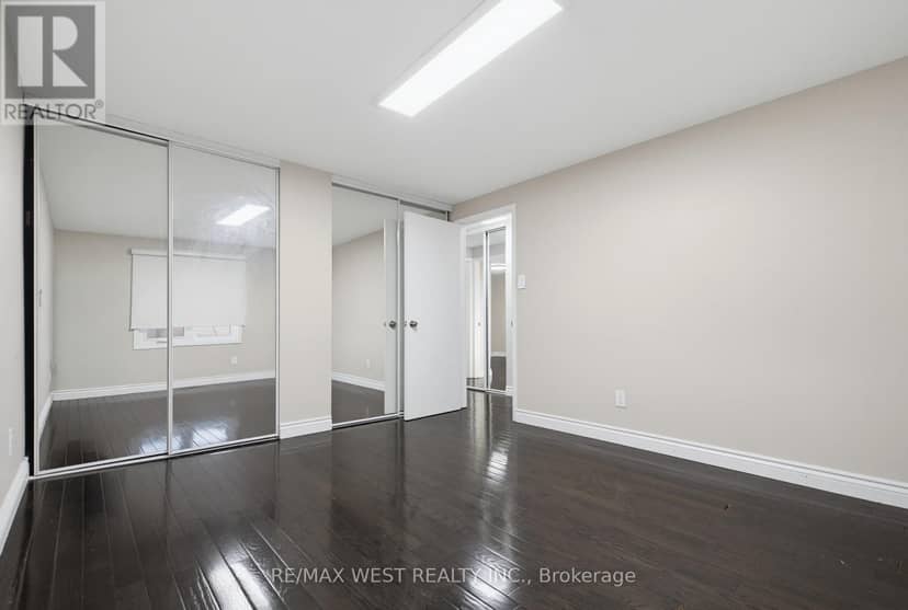 24 Primrose Crescent — photo 18 of 29