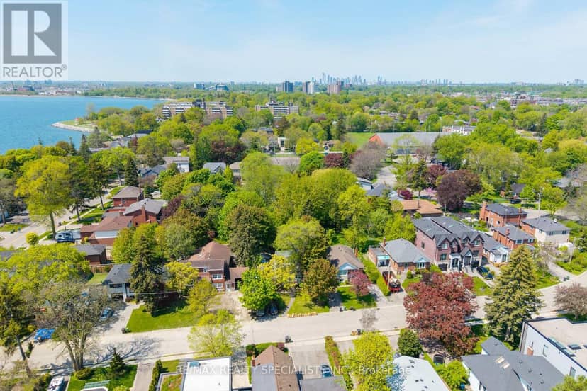 4 Elton Crescent, Toronto, photo 4