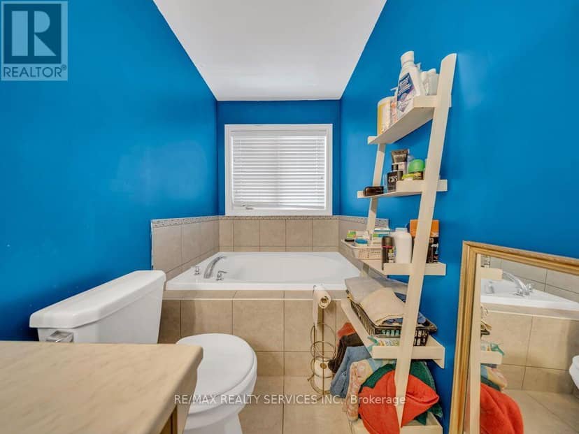 28 Zanetta Crescent — photo 27 of 40