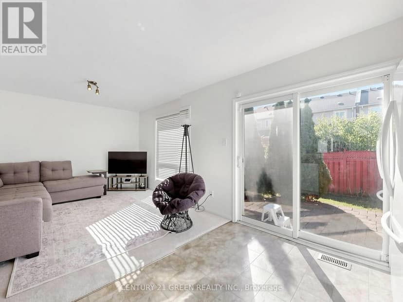 821 Bennett Boulevard, Milton, photo 6