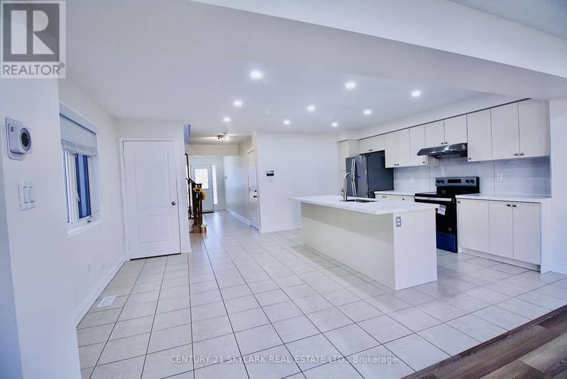 61 Lightcatcher Circle, Brampton, photo 5