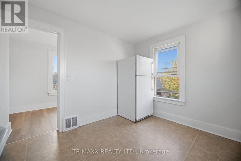 28 Fifth Street, Welland, photo 8