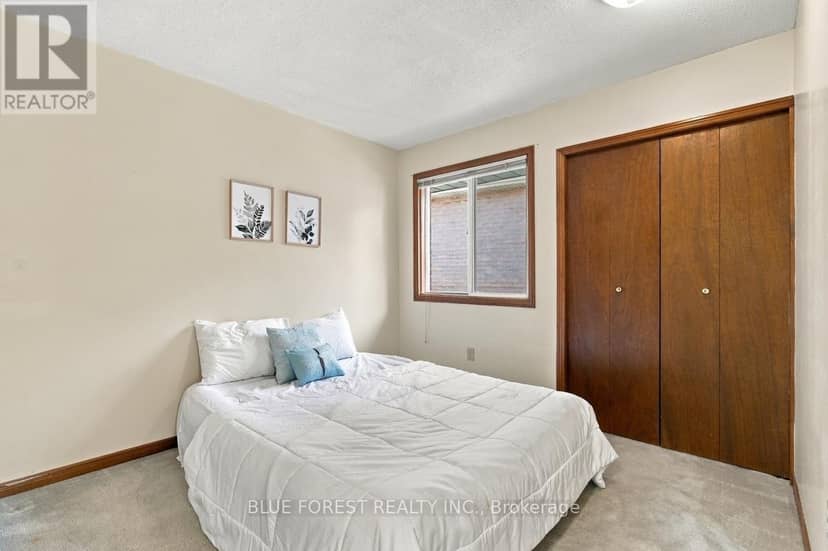39 Gerald Crescent — photo 26 of 40
