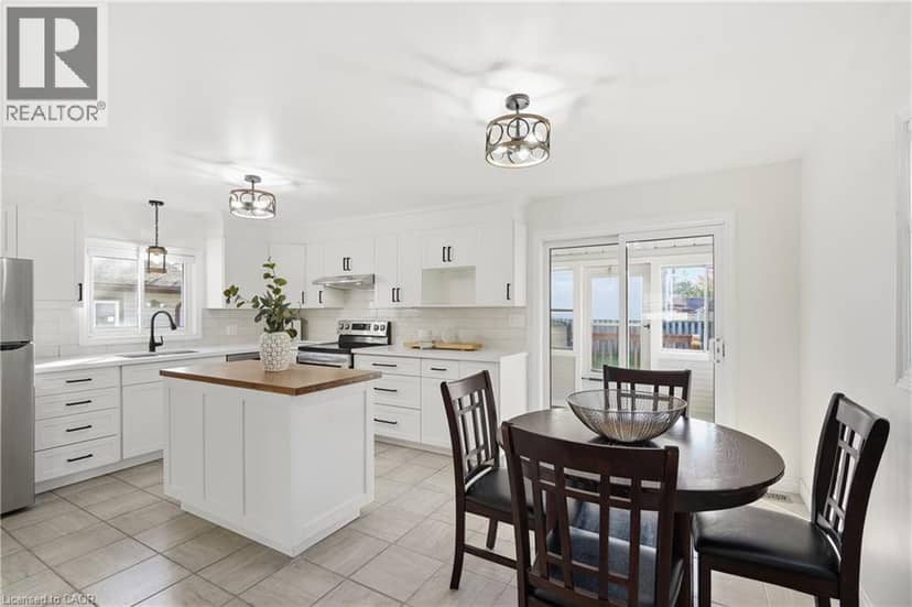 518 HILL Street — photo 10 of 24