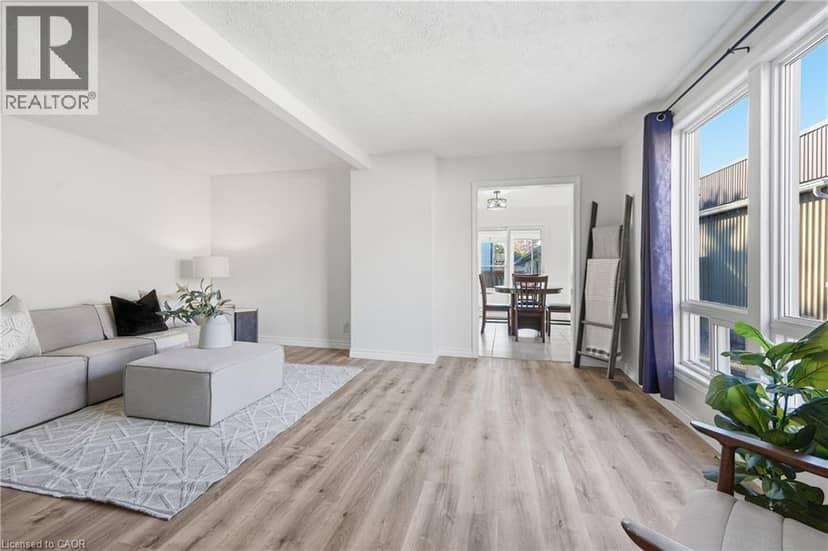 518 HILL Street, Welland, photo 8