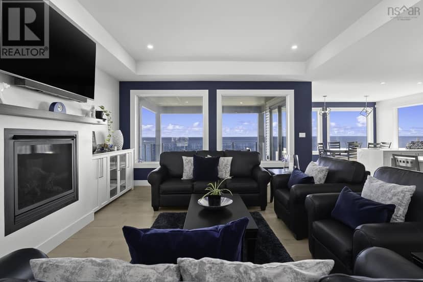 520 KETCH HARBOUR Road — photo 13 of 40