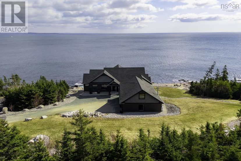 520 KETCH HARBOUR Road, Bear Cove, photo 8