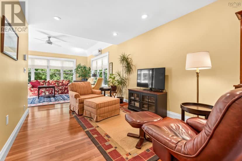 7 Compass Rose Court — photo 13 of 35