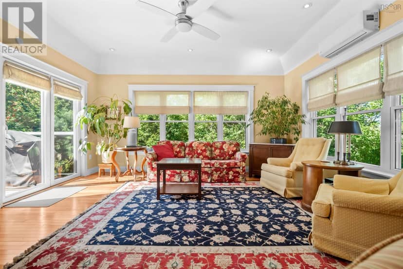 7 Compass Rose Court — photo 17 of 35