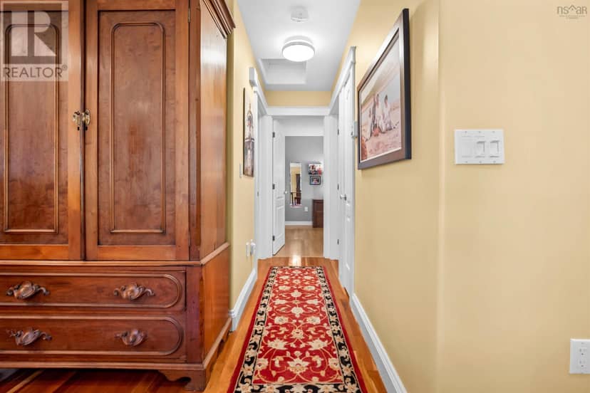 7 Compass Rose Court — photo 19 of 35