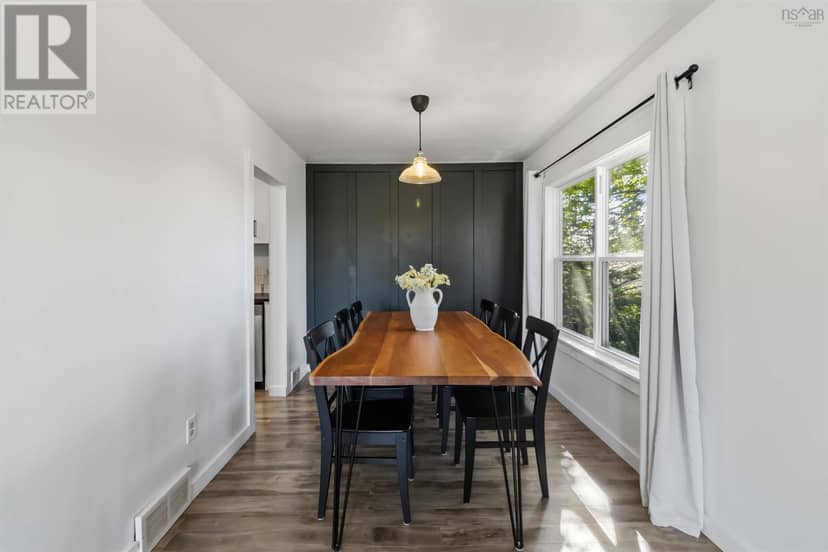 85 Mount Edward Road — photo 23 of 40