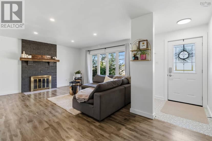 85 Mount Edward Road — photo 9 of 40