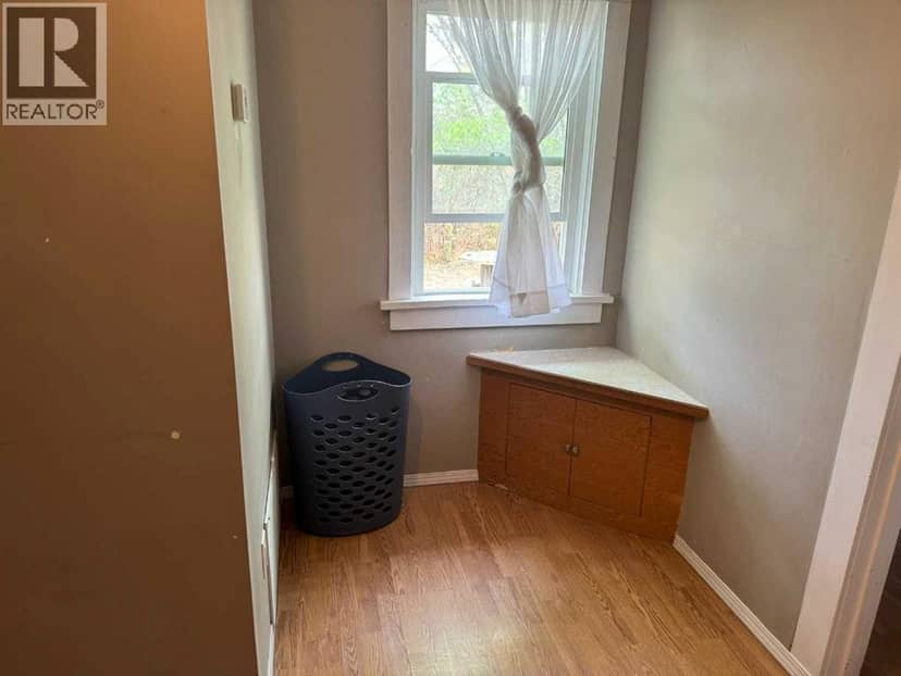 10421 89 Street — photo 12 of 20