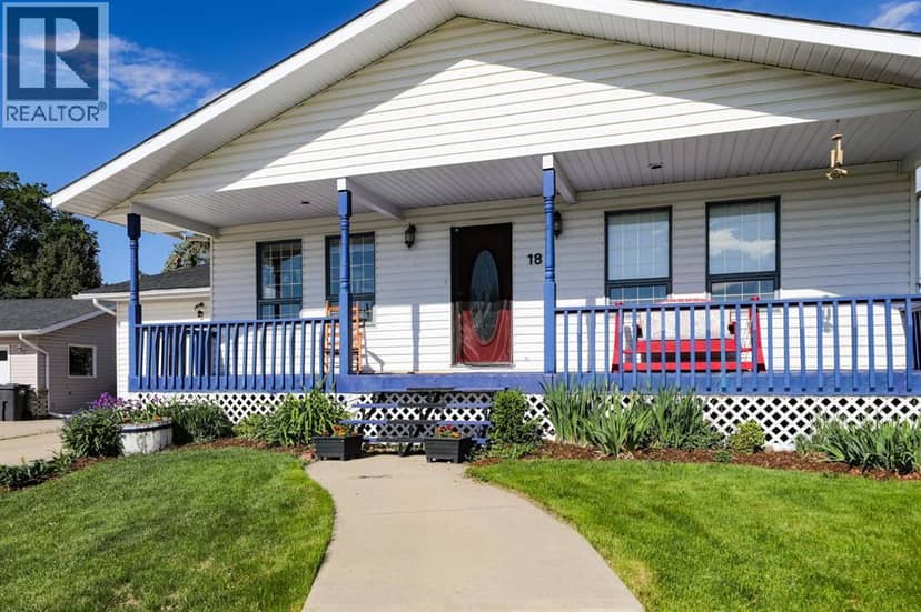 18 Garden Place, Magrath, photo 4