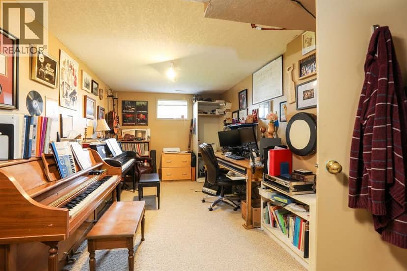 18 Garden Place — photo 29 of 40