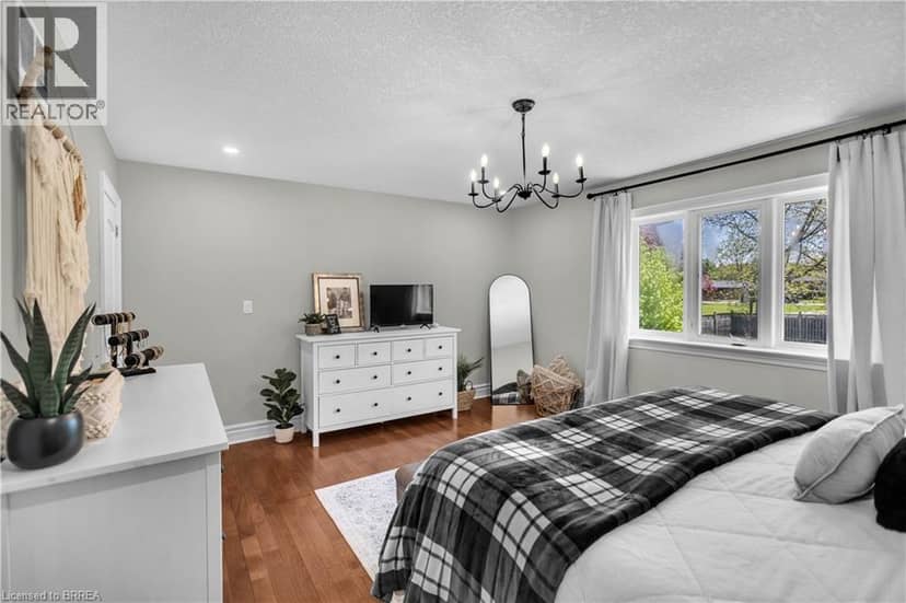 30 FARROW Road — photo 23 of 40