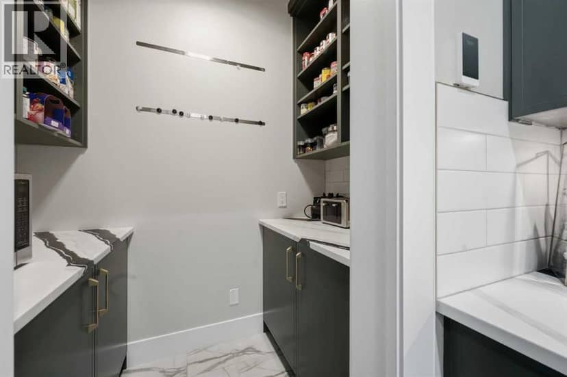 35 Erica Drive — photo 13 of 40