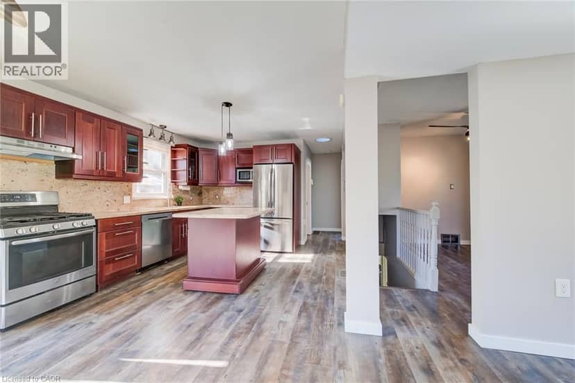 1243 WHITLEY Street — photo 17 of 40
