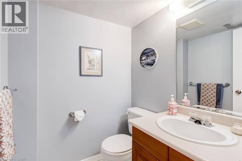 2713 ANDORRA Circle — photo 37 of 40