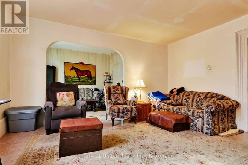 334 Silver Maple Road — photo 13 of 40