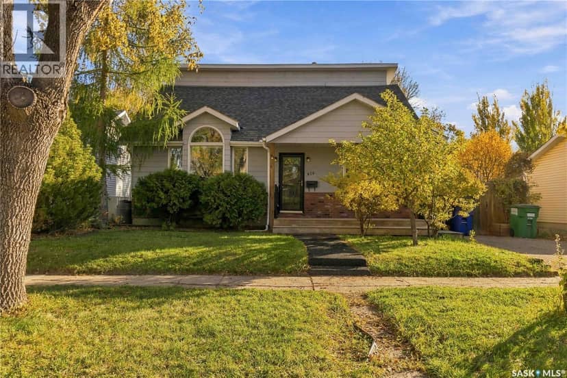 826 I Avenue N, Saskatoon, photo 3