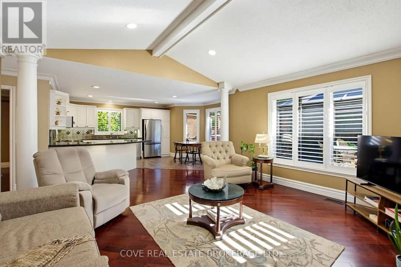 91 Sunnyside Drive — photo 14 of 40