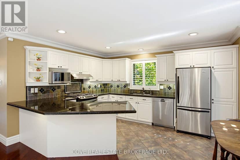 91 Sunnyside Drive — photo 18 of 40