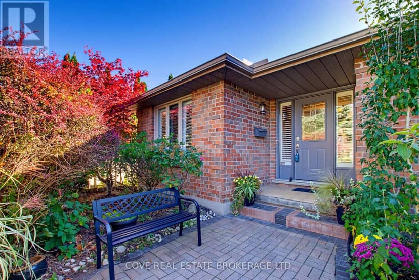 91 Sunnyside Drive, London North, photo 2