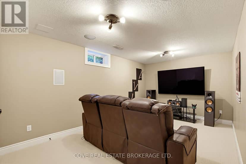 91 Sunnyside Drive — photo 38 of 40