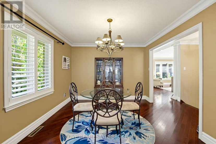 91 Sunnyside Drive, London North, photo 8