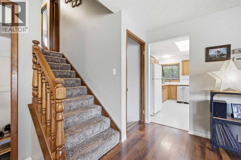 5 Glenwood Crescent — photo 15 of 40
