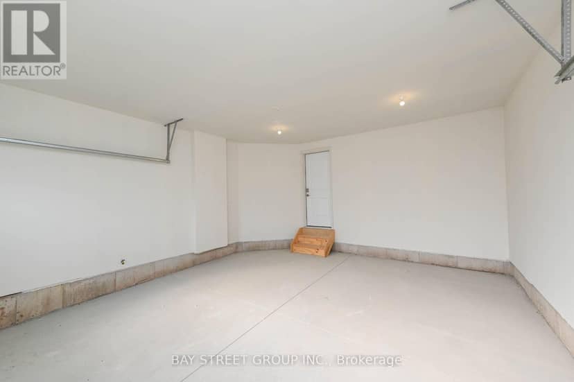 61 - 4552 Portage Road — photo 14 of 35