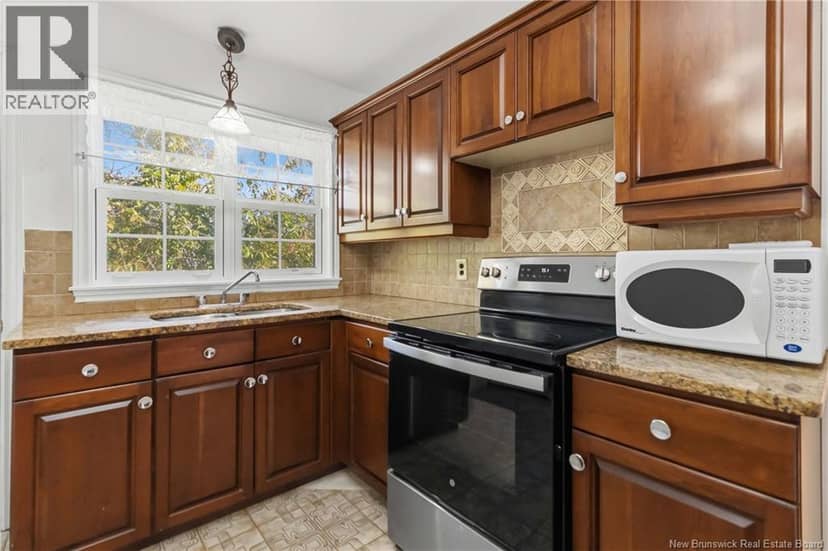 53 MacBeath Avenue — photo 11 of 40