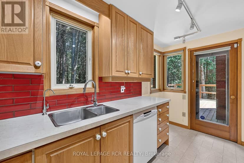502 Townline Road — photo 17 of 40