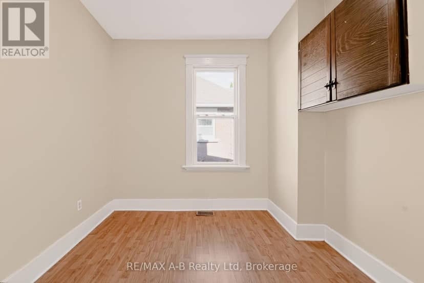 176 Sterling Street — photo 15 of 32