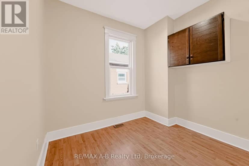 176 Sterling Street — photo 16 of 32