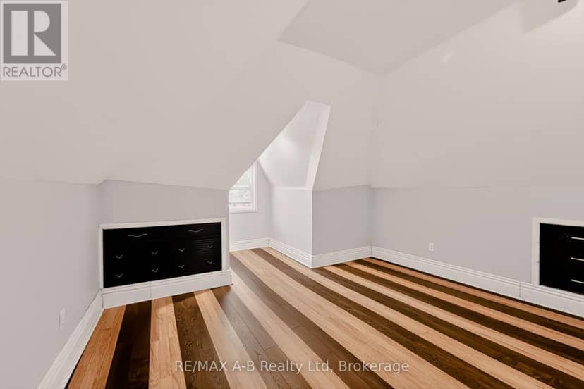 176 Sterling Street — photo 21 of 32