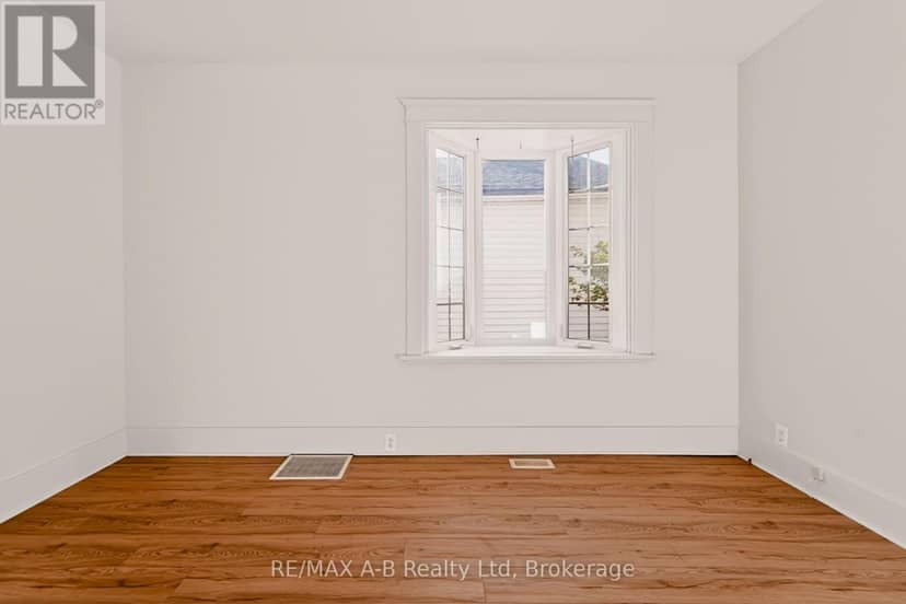 176 Sterling Street — photo 9 of 32