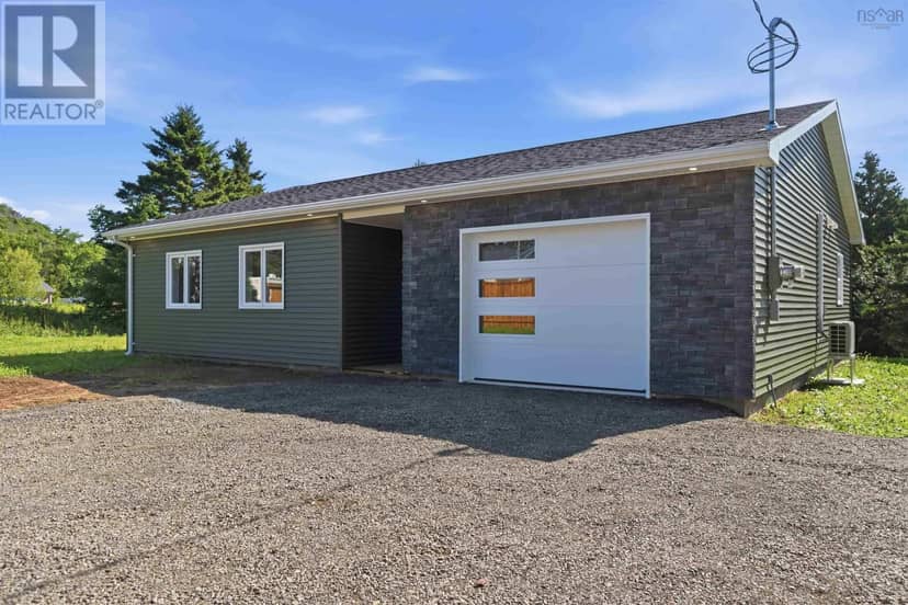 284 Lighthouse Road — photo 3 of 40