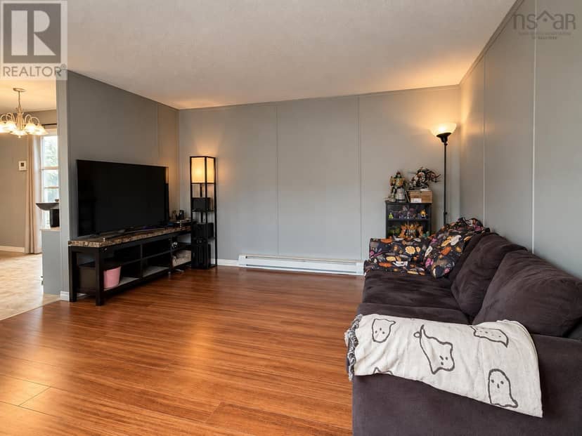 38 Bridget Avenue, Halifax, photo 8