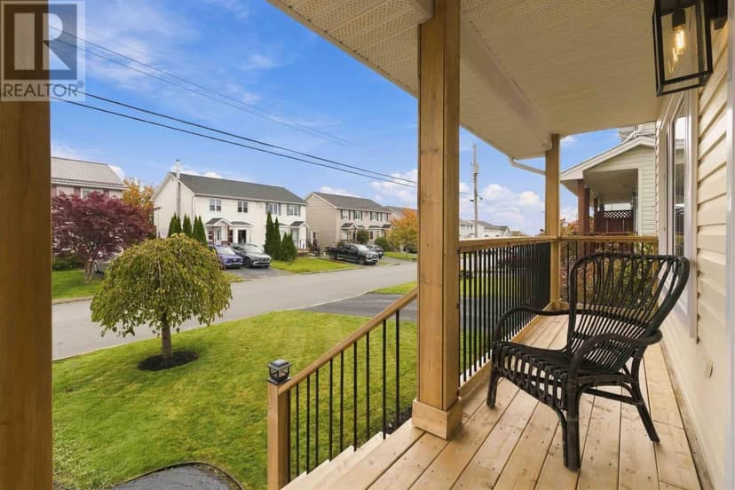 37 Madeira Crescent, Dartmouth, photo 4