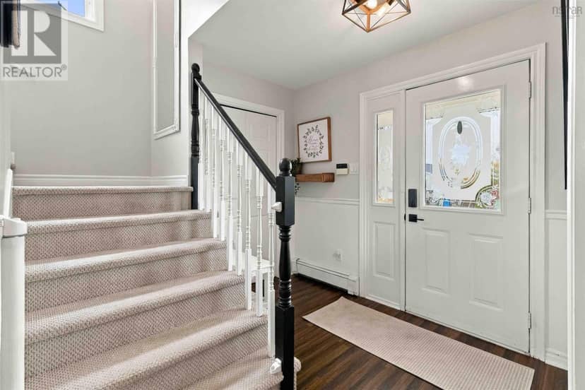 37 Madeira Crescent, Dartmouth, photo 5