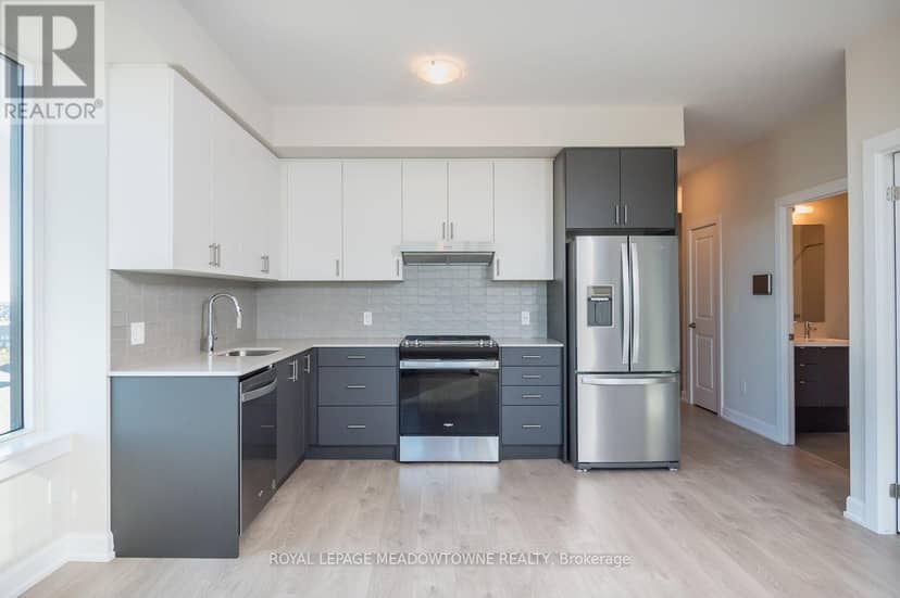 722 - 3220 William Coltson Avenue — photo 24 of 39