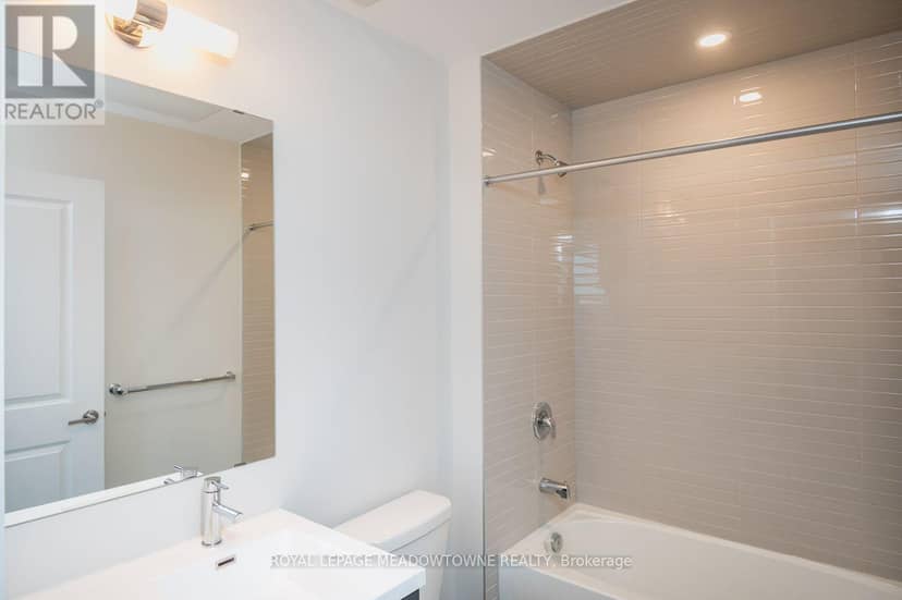 722 - 3220 William Coltson Avenue — photo 33 of 39