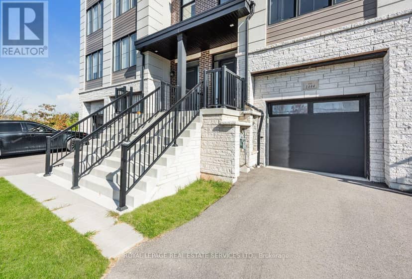 1444 Yellow Rose Circle, Oakville, photo 3