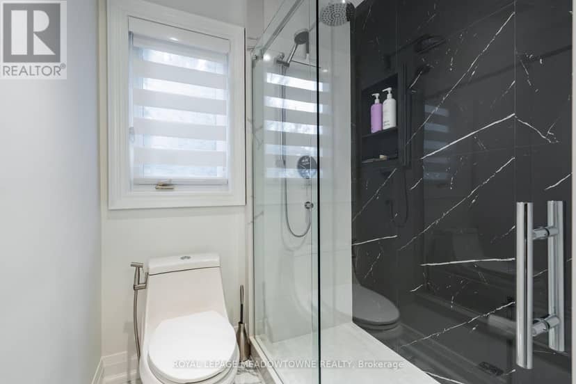 26 Emperor Drive — photo 18 of 40