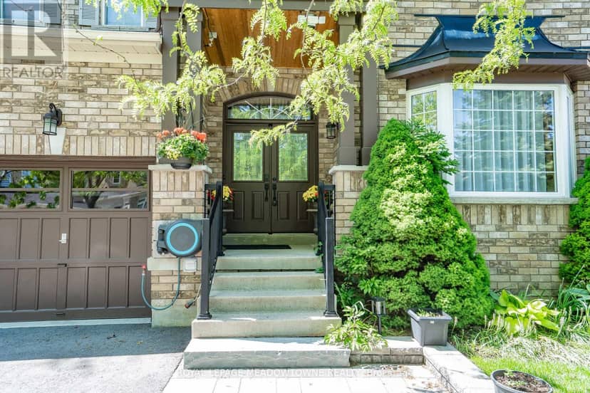 26 Emperor Drive, Brampton, photo 2